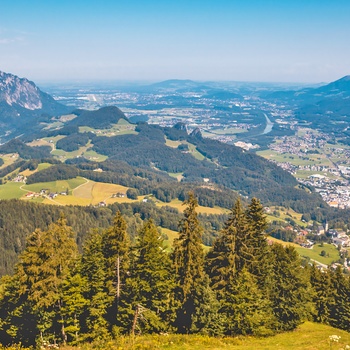 Udsigt mod Hallein, Salzburgerland i Østrig