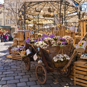Am Hof torv med marked og påsketing, Wien i Østrig