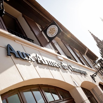 Aux Armed de Champagne, Les Collectionneurs