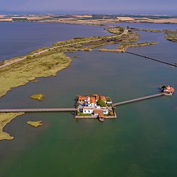 Agios Nikolaos - det flydende kloster i Porto Lagos - Grækenland