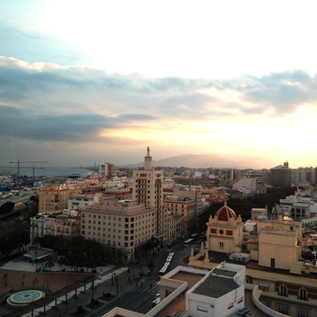 Udsigt fra tagterrasse i Malaga