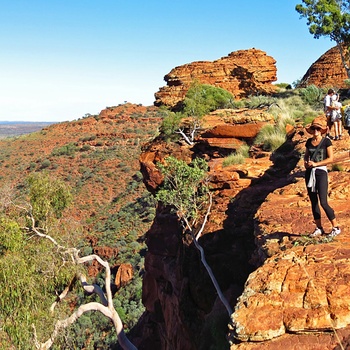 Turister i Kings Canyon - Northern Territory i Australien