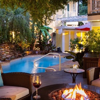 Azalia Inn and Villas, Backyard and View