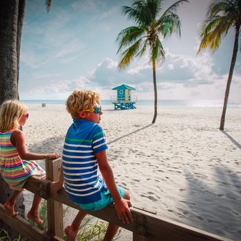 Børn på strand i Florida