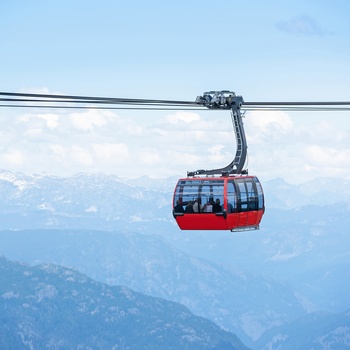 Kabelbanen Peak to Peak Gondola mellem Whistler og Blackcomb Mountain - British Columbia