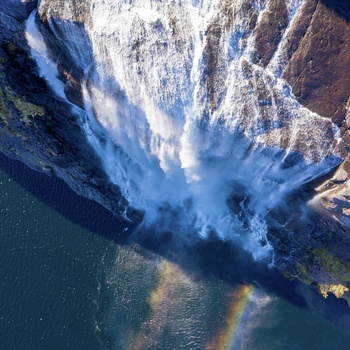 Vandfaldet Brudesløret i Geirangerfjorden Foto VisitFjordkysten