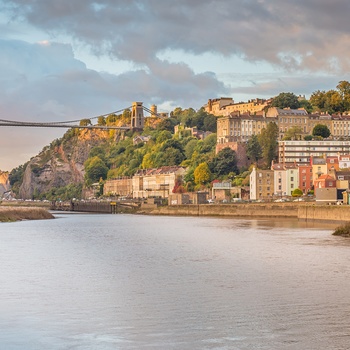 Clifton Suspension Bridge set fra Avron floden i Bristol, Sydengland