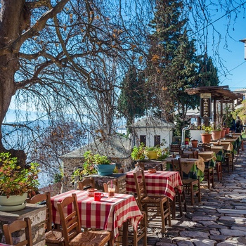 Cafe / taverna i byen Makrinitsa på Pelion-halvøen - Grækenland
