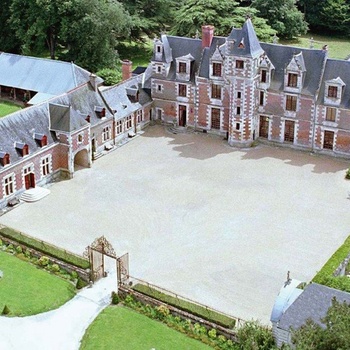 Château de Jallanges Les Collectionneurs
