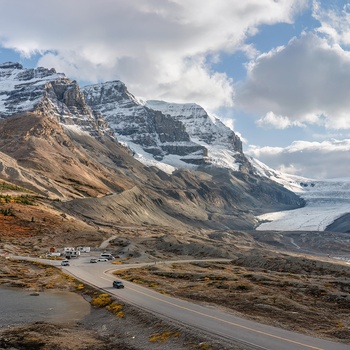 Columbia Icefield langs Icefields Parkway i Banff National Park - Canada