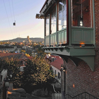Den gamle bydel i Tbilisi - hovedstaden Georgien - Foto: Nino Gakhokia, Unsplash