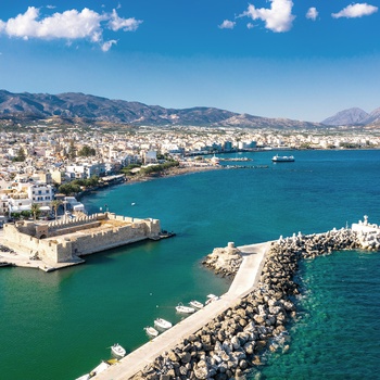 Det venetainske fort i havnen i kystbyen Ierapetra på Kreta