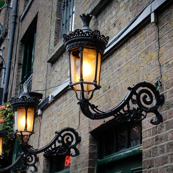 Gadelamper i Dublin 