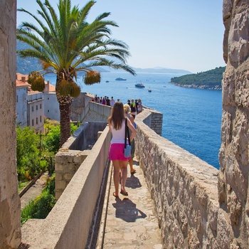 Fæstningsmuren i Dubrovnik, Dalmatien i Kroatien