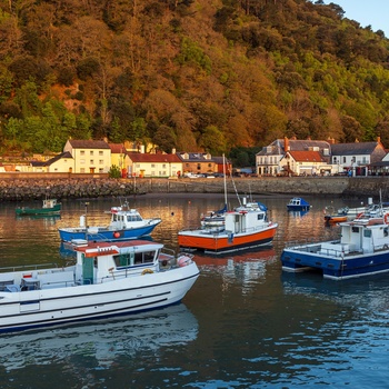 England, Somerset - solen står op over den gamle havn ved Minehead