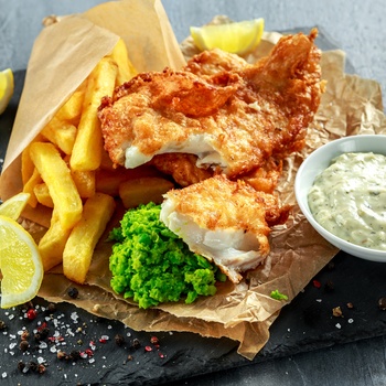 Fish and Chips som det serveres i England, Irland og Skotland