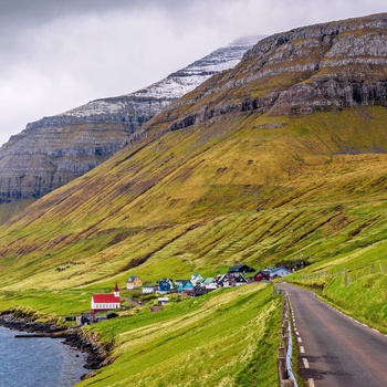 Vej på øen Kalsoy, Nordoyar på Færøerne