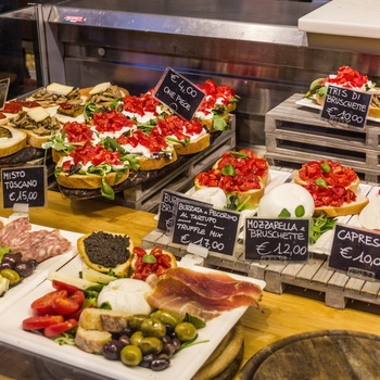 Lækkerier på Mercato Centrale - marked i Firenze