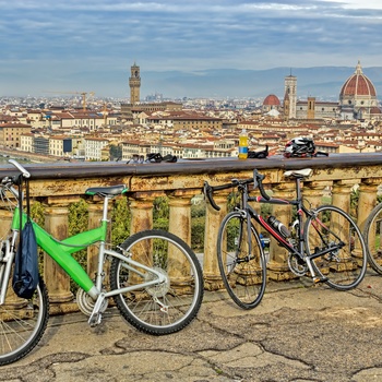 Cykler på Michelangelo pladsen i Firenze