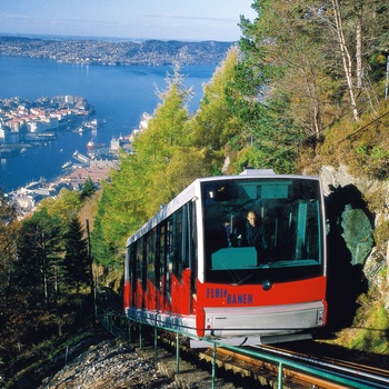 Fløibanen funicular Bergen - Foto Pål Hoff VisitBergen