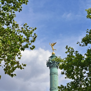 Statue på Place de la Bastille i Paris