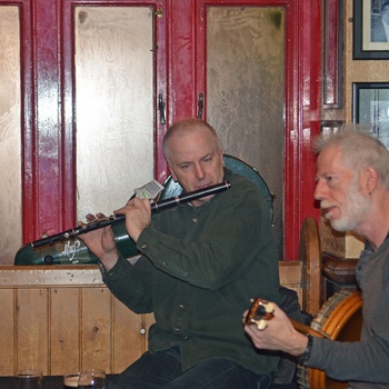 Musikere i Tig Choili Bar i Galway, Irland
