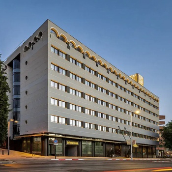 Granada Center - Facade
