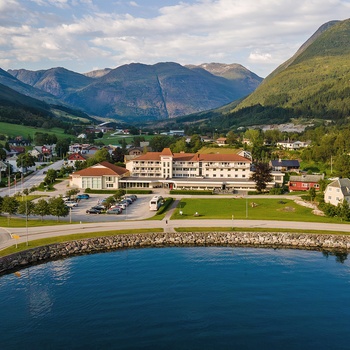 Grand Hotel Skei - Facade
