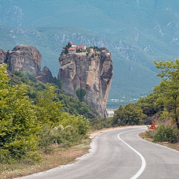 Holy Monastery of Rousanos Saint Barbara - helligt kloster i Meteora, Grækenland