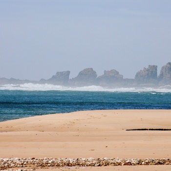 Irland, County Donegal - de fem klipper der har givet navn til Five Finger Beach