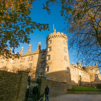 Irland, Kilkenny - Kilkenny Castle and Garden i flot sommervejr (Foto - Courtesy Allen Kiely)