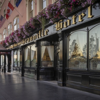 Irland, Waterford - facaden af The Granville Hotel (Foto - Courtesy The Granville Hotel)