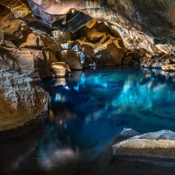 Grjótagjá grotten i Island