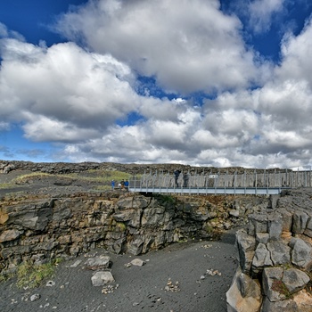 Gangbroen Midlina - ”Broen imellem kontinenter” i Island