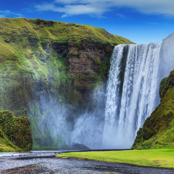 Vandfaldet Skogafoss i Island