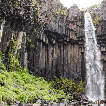 Vandfaldet Svatifoss i Island