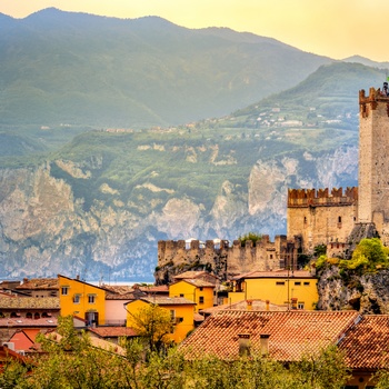 Borgen Castello Scaligero di Malsecine ved Gardasøen i Norditalien