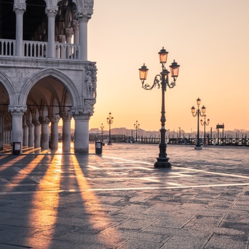 Markuspladsen i Venedig