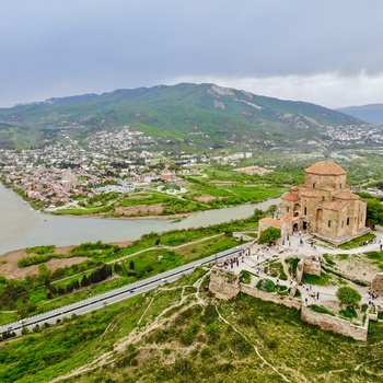 Jvari klosteret i Georgien - Foto: Denis Arslanbekov, Unsplash