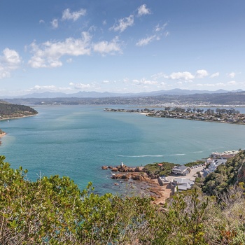 Udsigt over kystbyen Knysna i Sydafrika