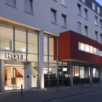 Kolping Stadthotel Münster - Facade