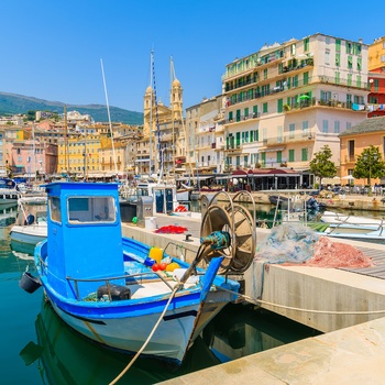 Havn i kystbyen Bastia, det nordligste Korsika, Frankrig