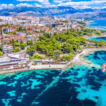 Bacvice strand i Split, Dalmatien i Kroatien