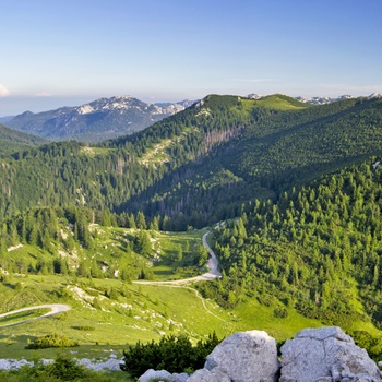 Udsigt ud over Sjeverni Velebit nationalpark, Kroatien