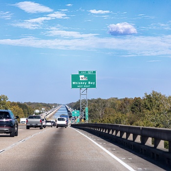 Kystvej mod Whiskey Bay i Louisiana - USA