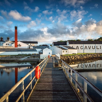 Lagavulin Distillery