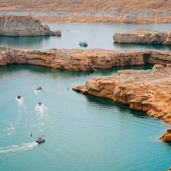Småbåde på Lake Powell i Utah - USA
