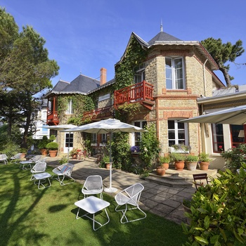 Le Saint-Christophe, Les Collectionneurs