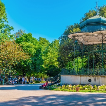 Sommerstemning i Jardim da Estrela,  Lissabon