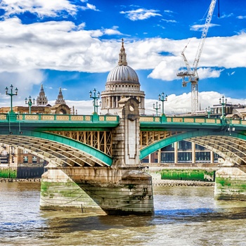 Soutwark Bridge i London